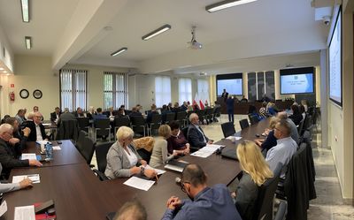 Fotografia dotycząca I sesja gminy Nowy Targ