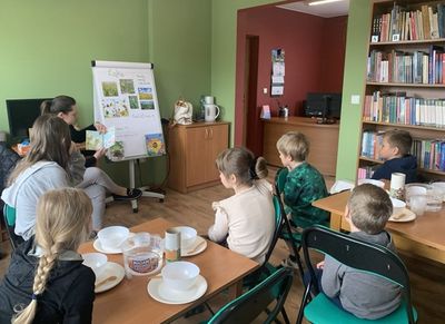 Warsztaty Ukwiecona Biblioteka - Filia w Lasku