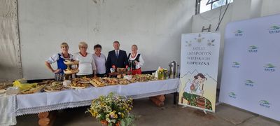 Koło gospodyń z cateringiem