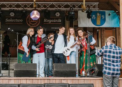 1. Młodzi artyści