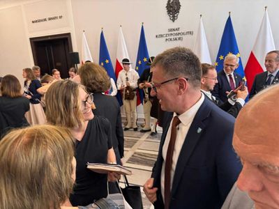 Wicemarszałek Senatu Magdalena Biejat oraz Wójt Gminy Nowy Targ Wiesław Parzygnat.