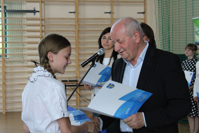 Fotografia dotycząca Gminne zakończenie roku szkolnego w Szkole Podstawowej w Krauszowie