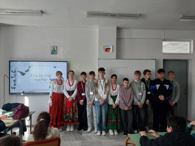 Szkoła w Patras - prezentacja w wykonaniu uczniów SP Szlembark