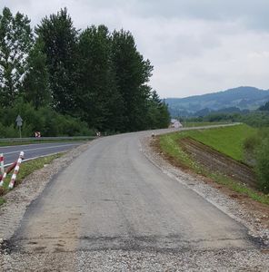 postęp prac przy budowie ścieżki rowerowej