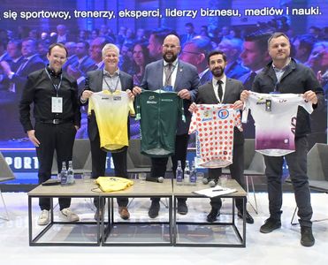 Koszulki sponsorskie wyścigu
