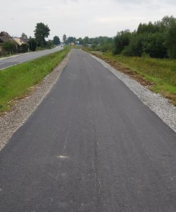 postęp prac przy budowie ścieżki rowerowej