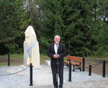 6. Autor pomnika Marek Szala