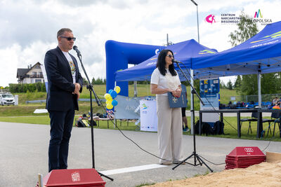Otwarcie Gminnego Dziecka Przez Wójta Gminy Nowy Targ oraz dyrektor ZEAS (2)