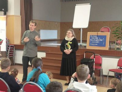 Spotkanie autorskie z pisarką Ewą Stadtmüller i ilustratorem Łukaszem Zabdyrem - Filia w Krempachach