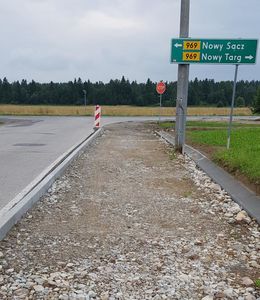 postęp prac przy budowie ścieżki rowerowej