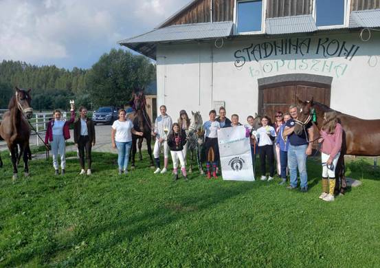 Sukcesy jeźdźców z Łopusznej w zawodach na Słowacji