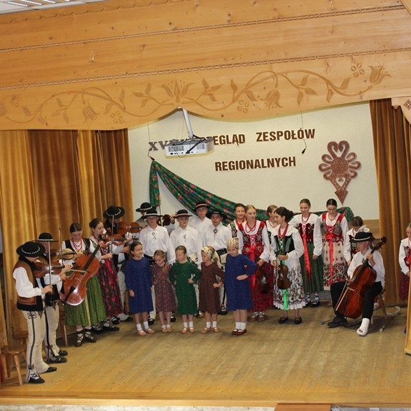 Obraz główny aktualności o tytule XVIII Gminny Przegląd Zespołów Regionalnych