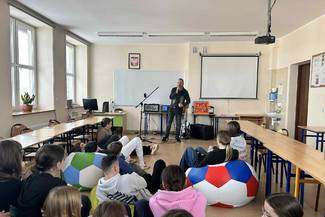 Muzyczny program profilaktyczny w Szkole Podstawowej w Ostrowsku