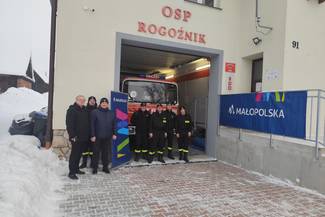 Otwarcie zmodernizowanego budynku OSP w Rogoźniku